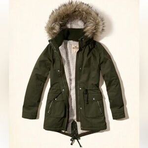 HOLLISTER WINTER JACKET